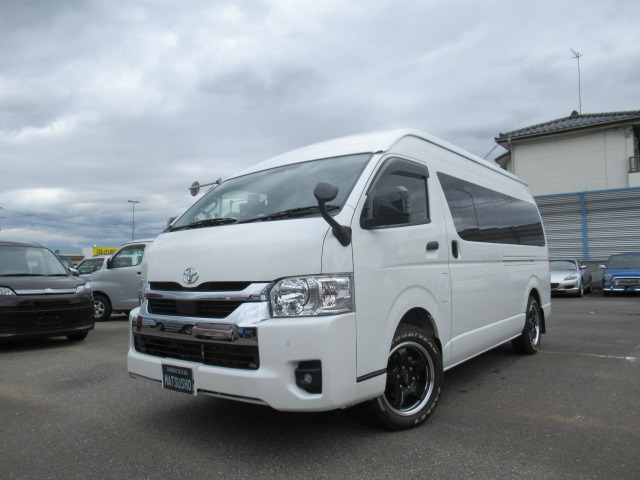 ハイエースバン