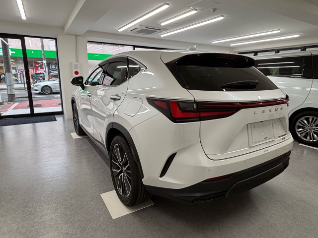 NX350h バージョンL 4WD