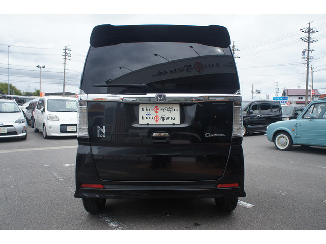 3�����E3000km�̖����ۏؕt���ł��B�G���W���A�~�b�V�������̏C���̍ۂɋ��z���傫���Ȃ肪���ȉӏ��������C���ň��S�ł��B�ő�3�N�܂ł̗L���ۏ؂���舵���Ă���܂��B