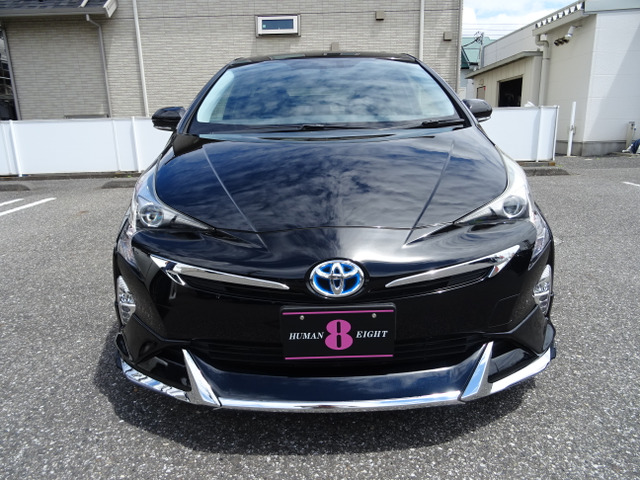 プリウス1.8 S