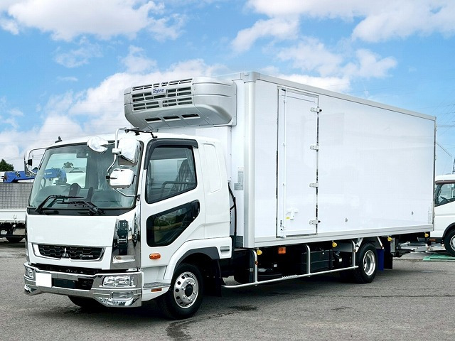 ファイター冷蔵冷凍車