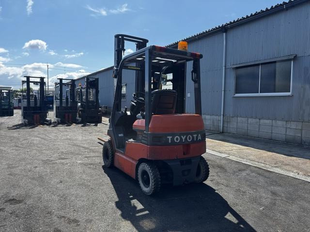 トヨタL&amp;F電動フォークリフト