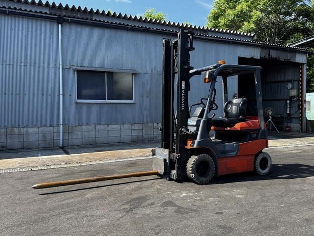 トヨタL&amp;F電動フォークリフト
