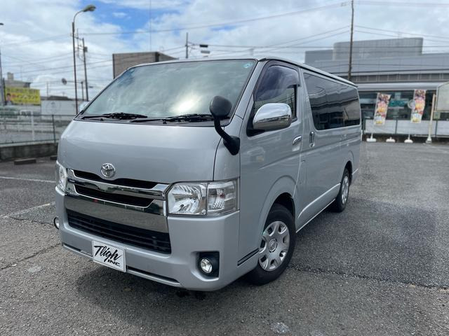 ハイエースバン