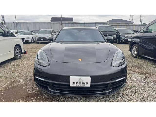 パナメーラ4 E ハイブリッド PDK 4WD