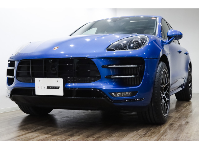 マカンターボ パフォーマンス PDK 4WD