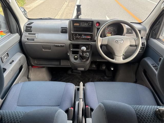 ハイゼットカーゴデラックス 4WD