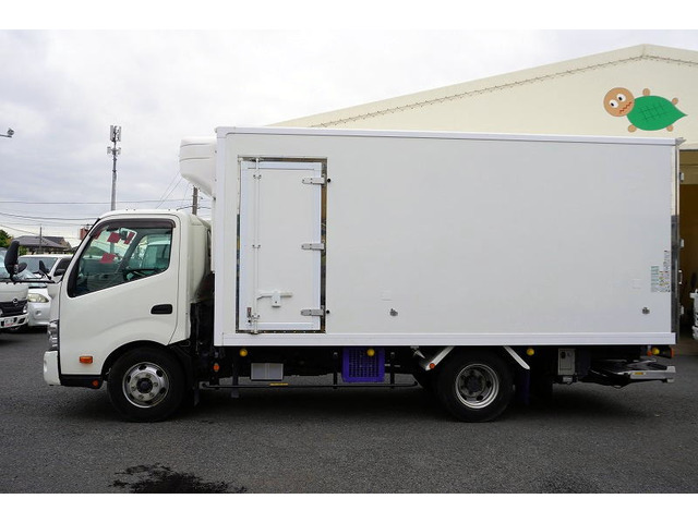デュトロ冷蔵冷凍車