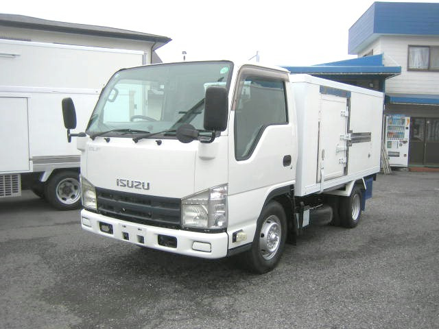 エルフ