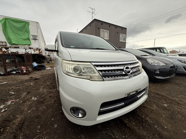 セレナ2.0 ハイウェイスター 4WD