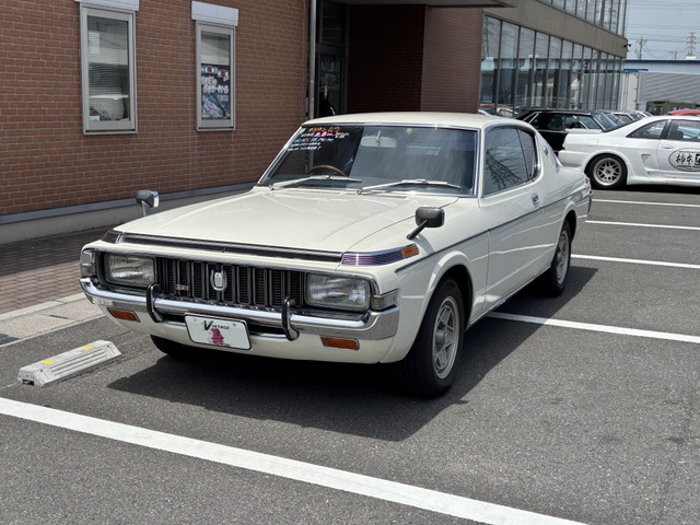 クラウン