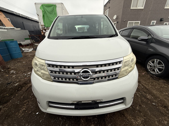 セレナ2.0 ハイウェイスター 4WD
