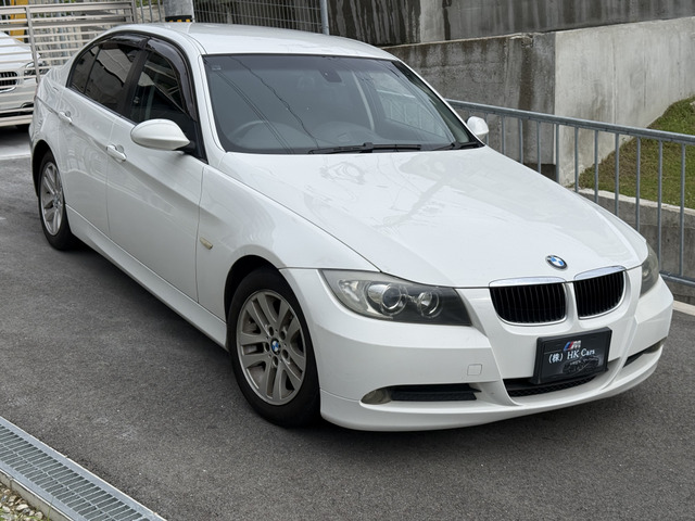 3シリーズセダン320i