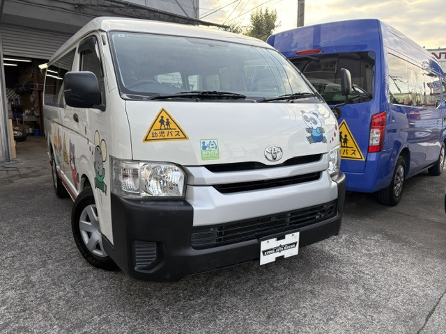 ハイエース