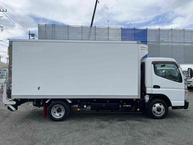 アトラス冷蔵冷凍車
