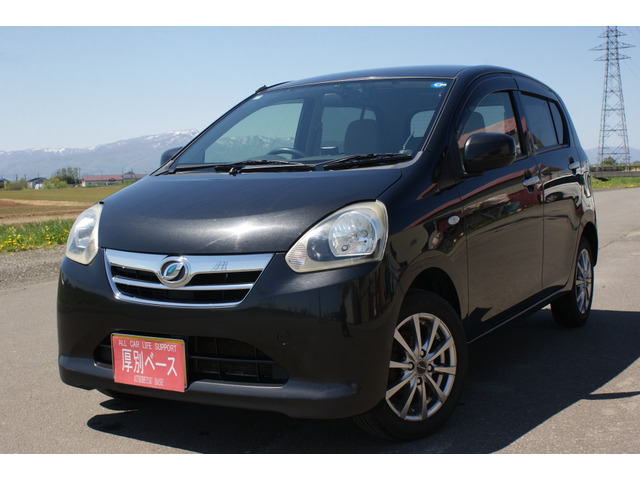 ミライースXf メモリアルエディション 4WD