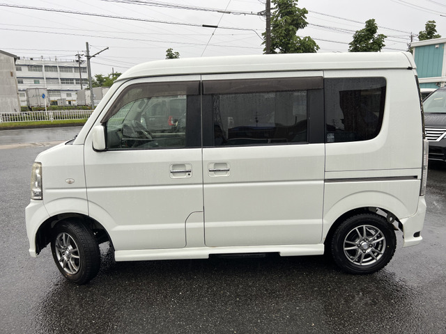 �卂�X�͌y�����Ԃ����C���Ɏ�舵���Ă���܂����A�{�X�ł̓R���p�N�g�J�[����~�j�o���A�A���Ԃ܂Ŏ�舵���Ă���܂��B�O���[�v�S�X�ŏ펞�݌�180��ȏ��葵���Ă���܂��B���I�d��������Ă���܂�!