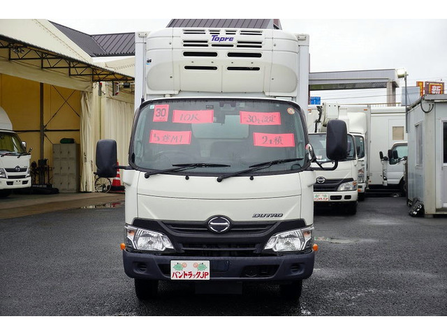 デュトロ冷蔵冷凍車