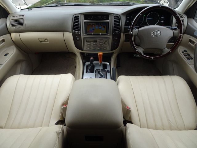 ランドクルーザー1004.7 VX 4WD