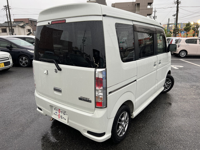 �O���d�グ�A�����A�j���d�グ�A�����N���[�j���O�v���܂��B���̒S���҂���������d�グ�A�[�Ԃ����Ē����܂��B