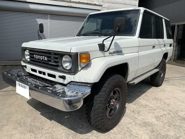 �����h�N���[�U�[70(�g���^) 4.2 ZX �f�B�[�[�� 4WD�@�O�ナ�[�t�T�X�y���V���� �i���[�d�l ���Îԉ摜