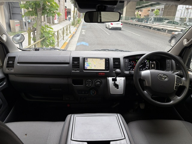 ハイエースバン2.8 DX ロング ディーゼル 4WD