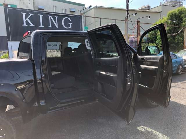 2013�N��!�N���[�}�b�N�X!4WD!�V�ԕ��s��!�x���`�V�[�g!�R�����V�t�g!1�i���o�[�o�^!��Ԓ��6�l���!4�h�A�Ō㕔���Ȃ����~�肪�y�ł��B