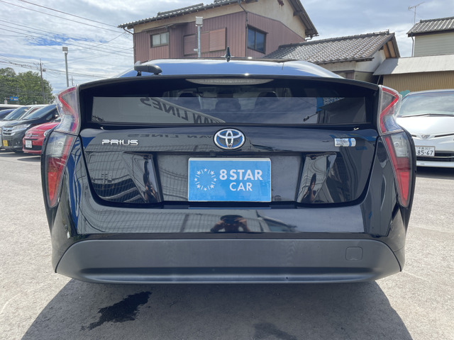 プリウス1.8 S