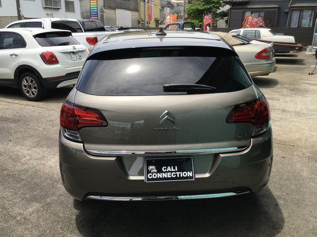 3�����E3000km�̖����ۏؕt���ł��B�G���W���A�~�b�V�������̏C���̍ۂɋ��z���傫���Ȃ肪���ȉӏ��������C���ň��S�ł��B�ő�3�N�܂ł̗L���ۏ؂���舵���Ă���܂��B
