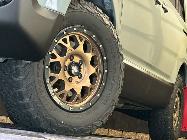 �y�J�X�^���z �J�X�^��������܂�!���[�_�E���E���t�g�A�b�v�ELED���E�A���~�z�C�[�����A�e�u�����h�̃p�[�c�̎�舵���������܂��B