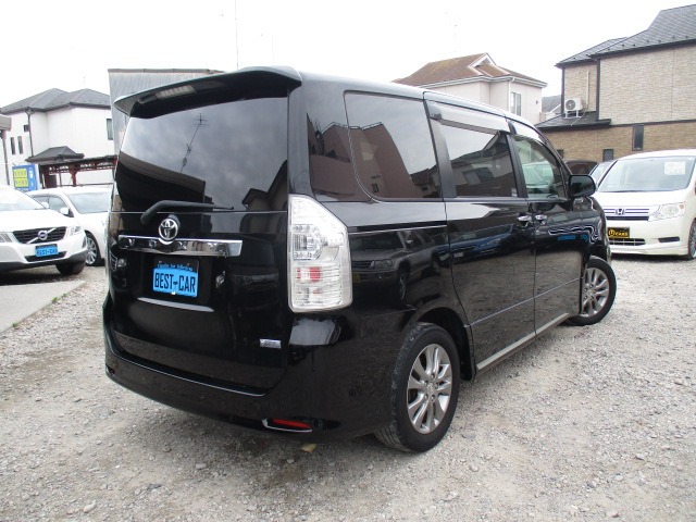 ヴォクシー2.0 ZS 煌III