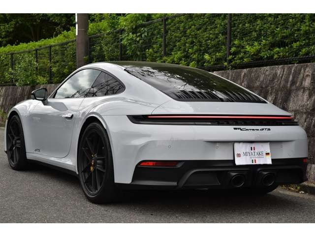 911カレラ GTS PDK