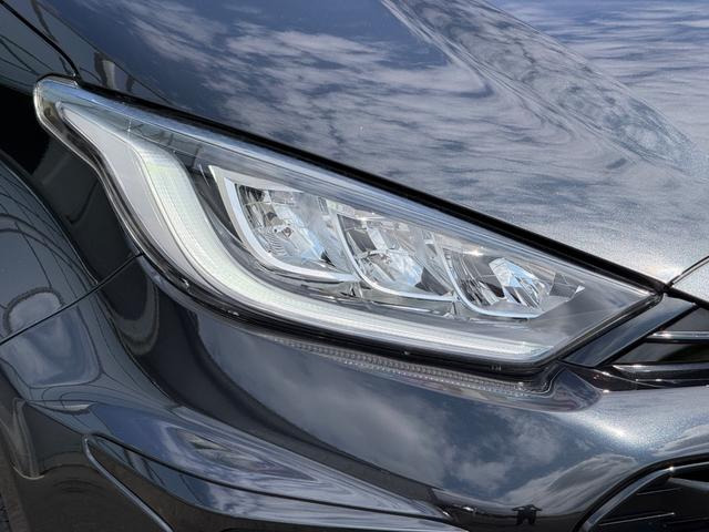 LED�w�b�h���C�g�̓f�U�C���������ł͂Ȃ���Ԃ̈��S���ɔ��Ɍ��ʂ𔭊����܂�!