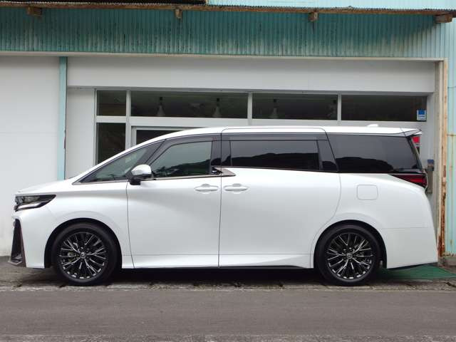 ヴェルファイアハイブリッド 2.5 Z プレミア E-Four 4WD