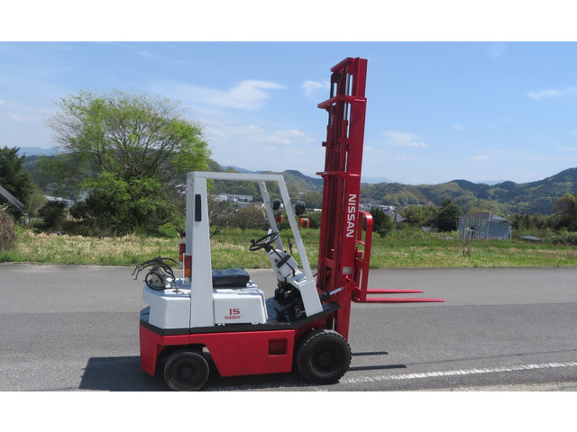 日産フォークリフトエンジン式