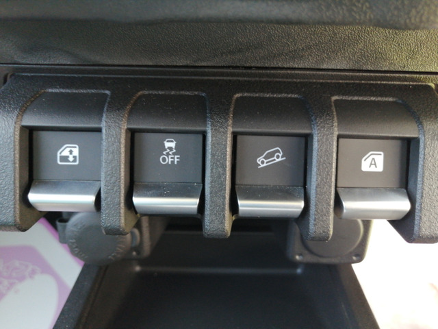 ジムニーノマド1.5 FC 4WD