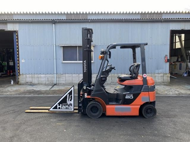 トヨタL&F電動フォークリフト
