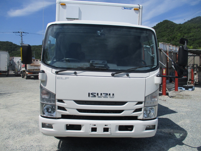 エルフ