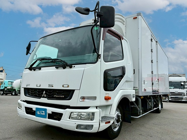 ファイター冷蔵冷凍車