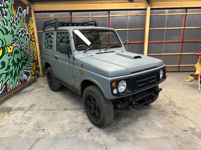 ジムニーワイルドウインド 4WD
