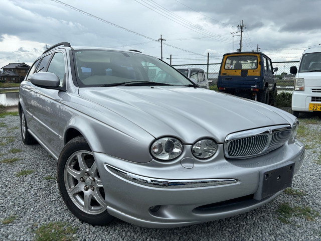 Xタイプエステート(ジャガー) 2.0 V6 SE　ベージュ革/パワーシート/クルコン 中古車画像