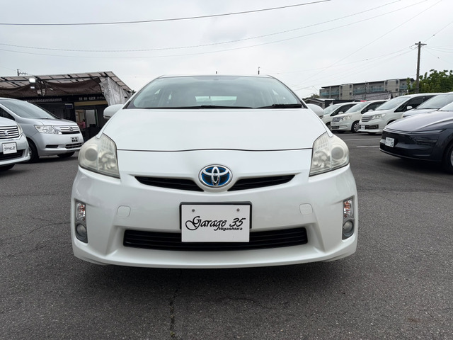 プリウス1.8 S