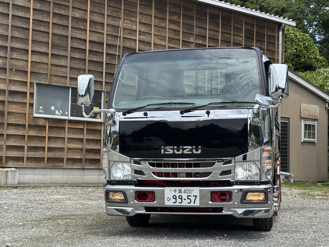 エルフ