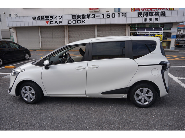 シエンタ1.5 X ウェルキャブ 車いす仕様車 タイプI 助手席側セカンドシート付