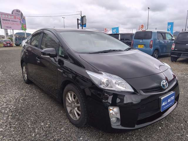 プリウス1.8 L