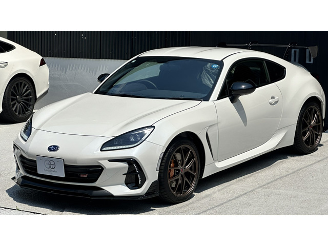 BRZ2.4 STIスポーツ タイプ RA ウィズ リヤスポイラー