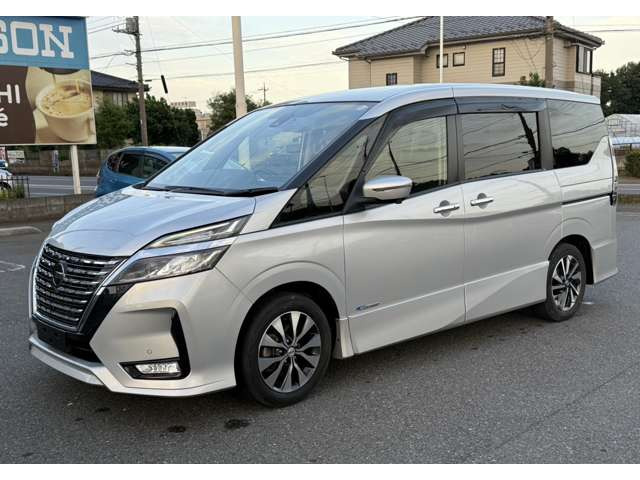 セレナ2.0 ハイウェイスターV