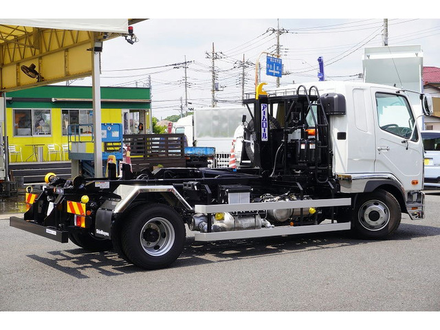 �o���E�g���b�N���A���݌�200��ȏ�!!���Ђ�HP�����񂲗����������Bhttp://www.vantruck.co.jp/index.htm