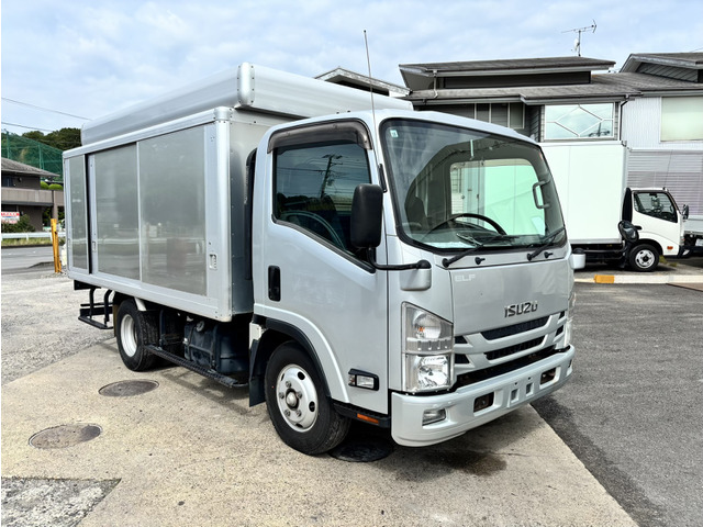 エルフ