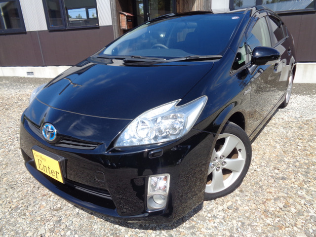 プリウス1.8 S LEDエディション